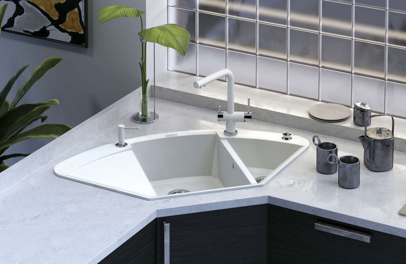 Литая мойка Omoikiri SAKAIME 105C WH